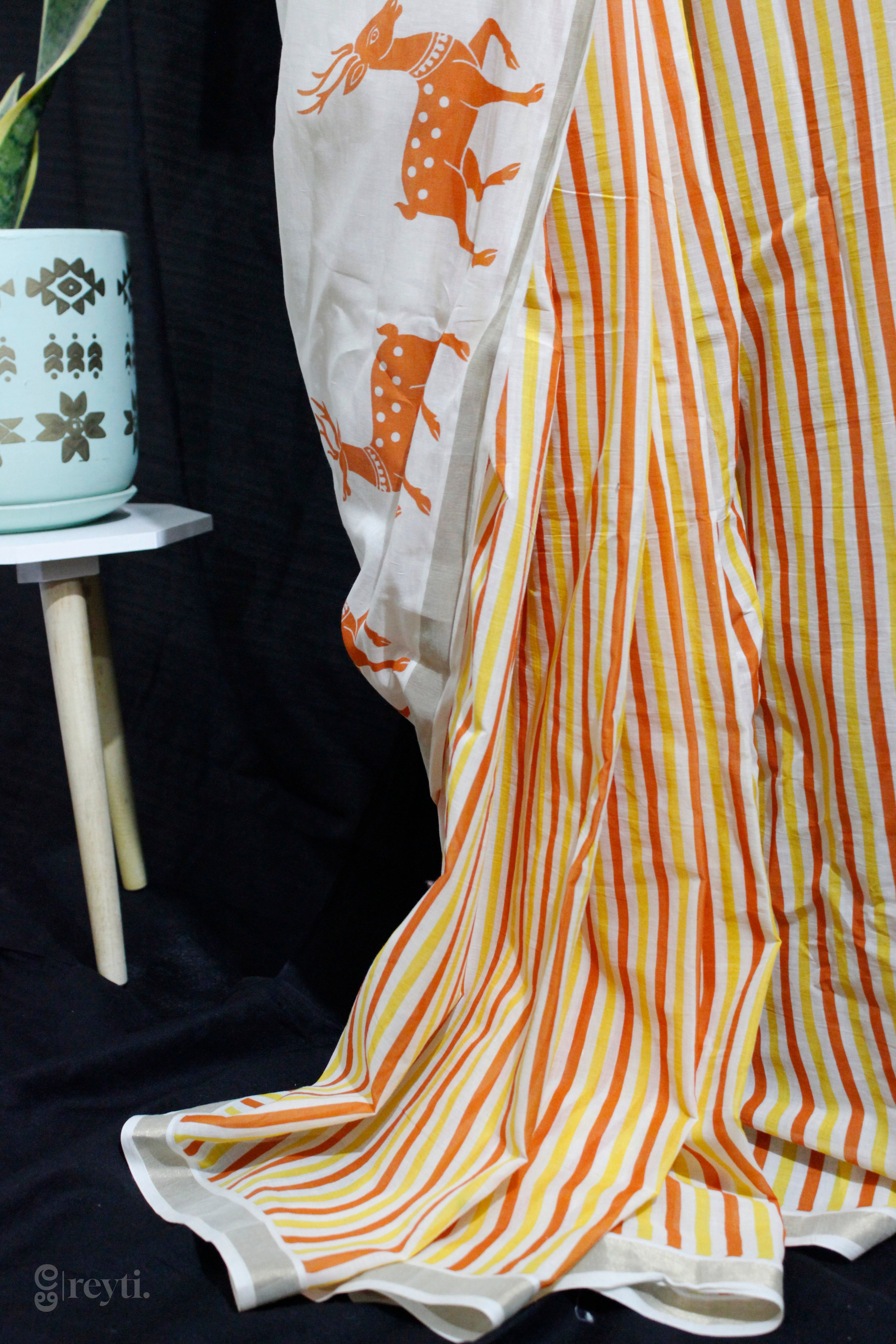 Meadow Muse - Printed Kerala Handloom Saree